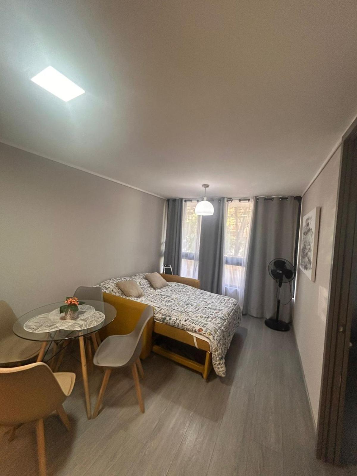 Departamento Moderno Y Comodo Cerca A Movistar Arena Y Fantasilandia — Fotos 1